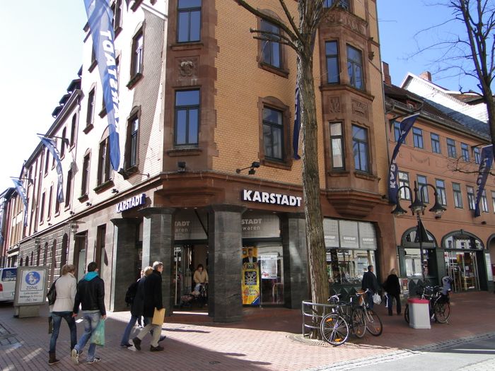 Karstadt in der Markthalle, (Spiel & Hobby), Groner Str. 45