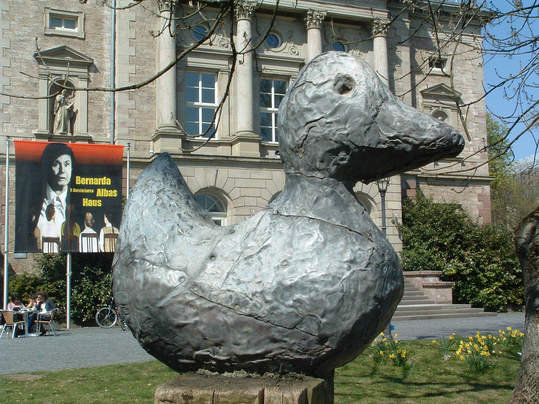 Am Deutschen Theater Göttingen, Theaterplatz 11