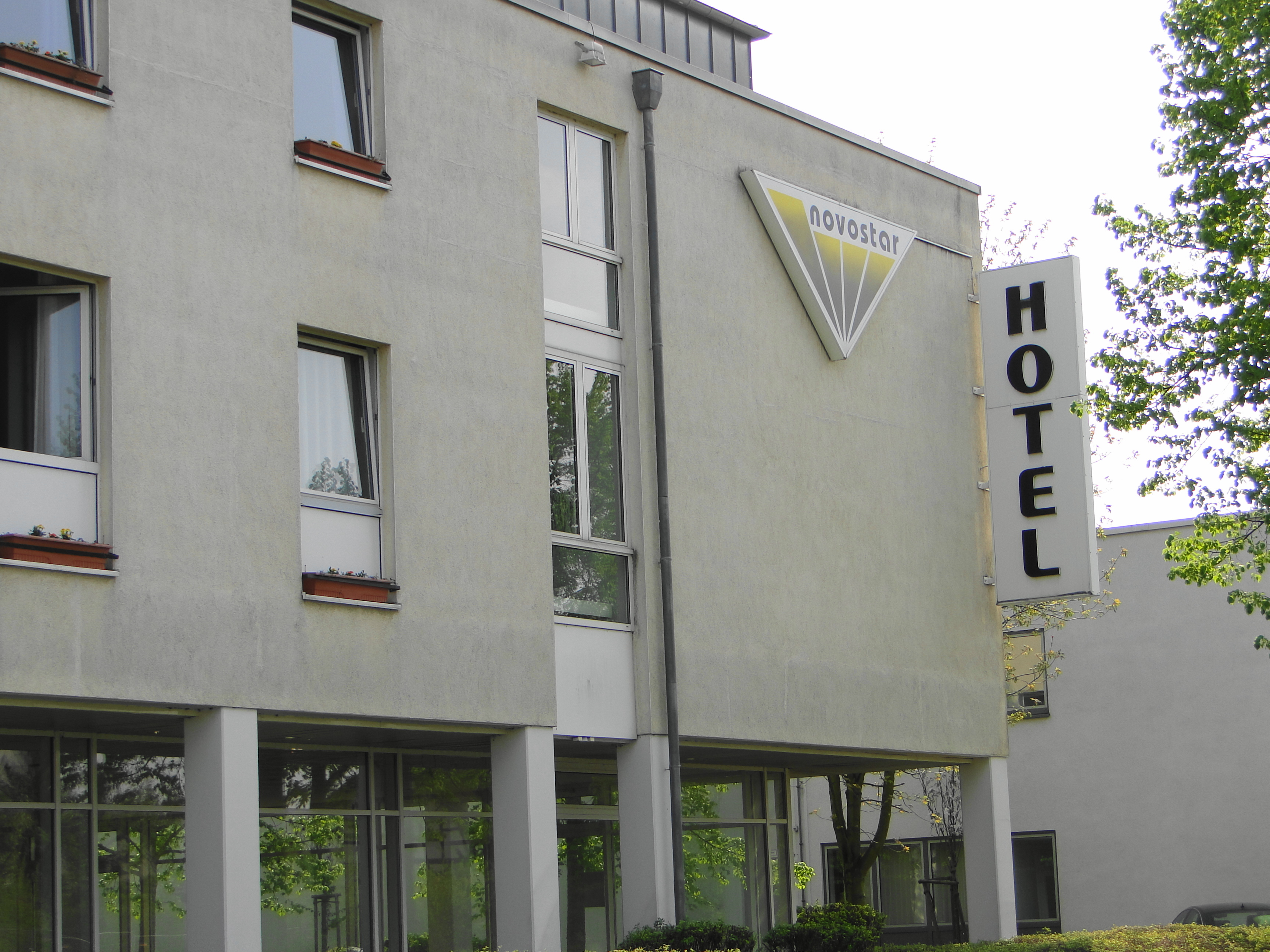 Novostar Hotel an der Kasseler Landstr. 25 D