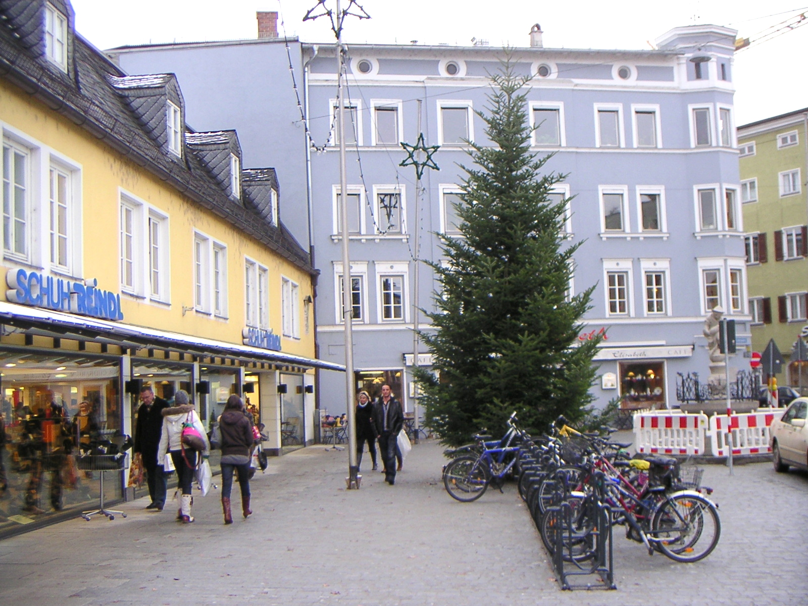 Schuh Reindl am Ludwigsplatz 23-25