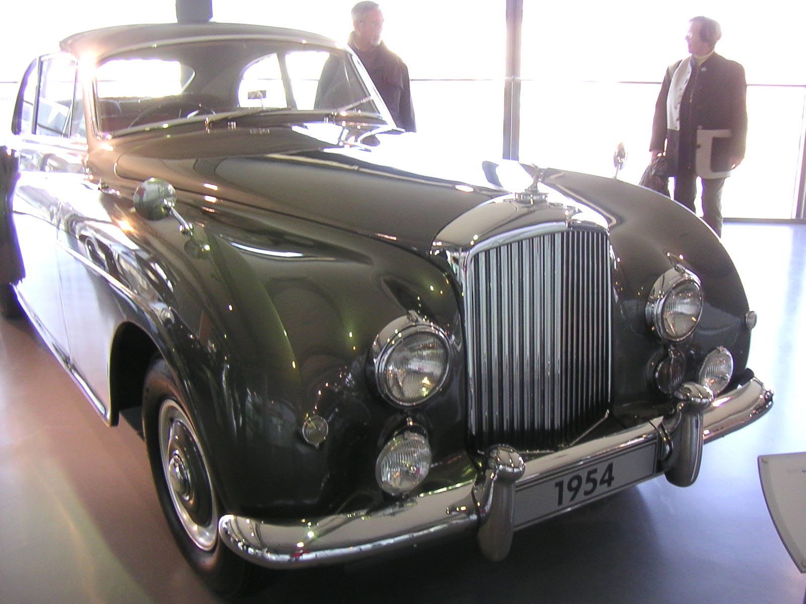 Bentley von 1954 in der Autostadt Wolfsburg, Stadtbr&uuml;cke