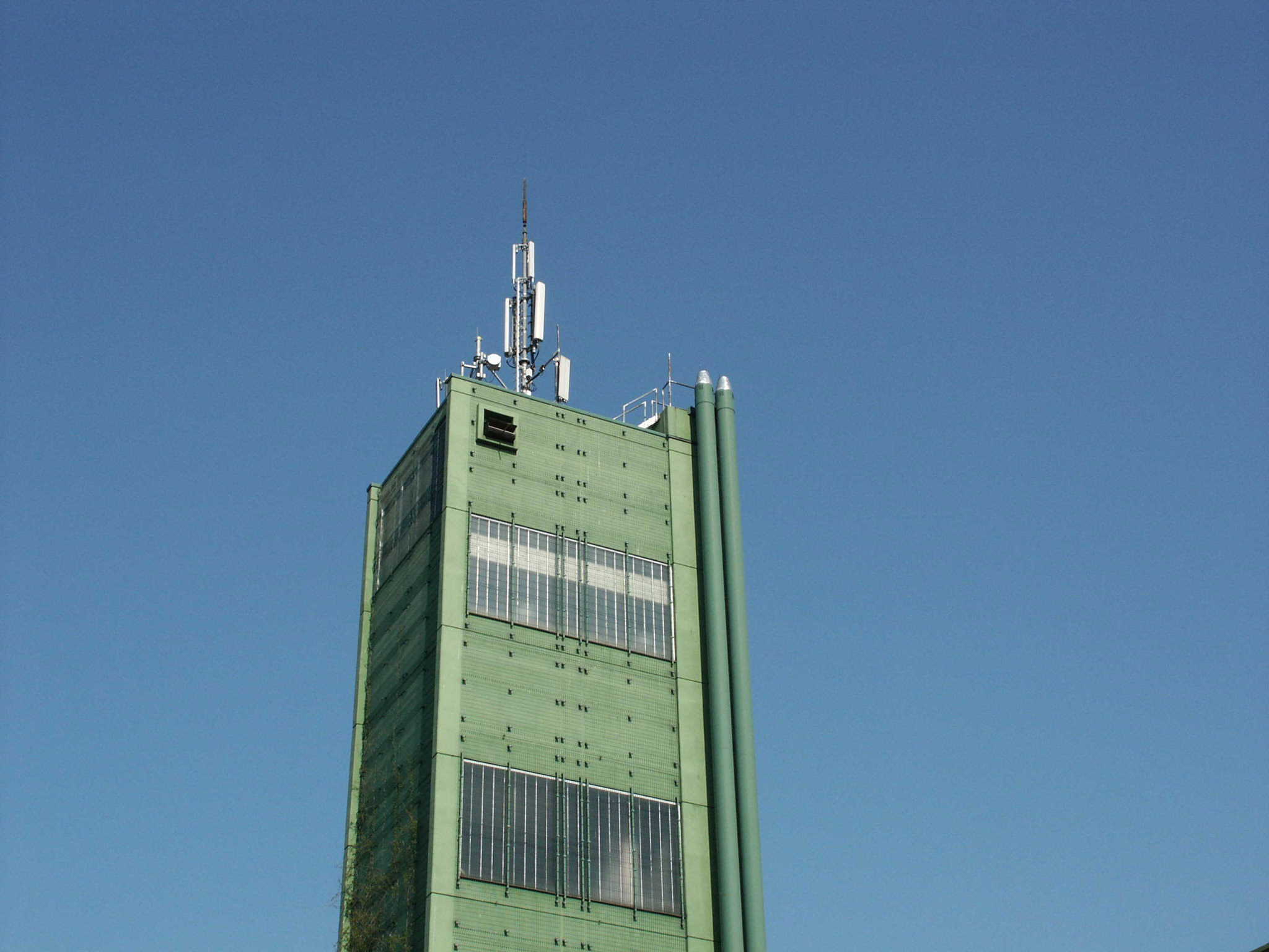 Turm der Göttinger Berufsfeuerwehr in der Breslauer Str. 10