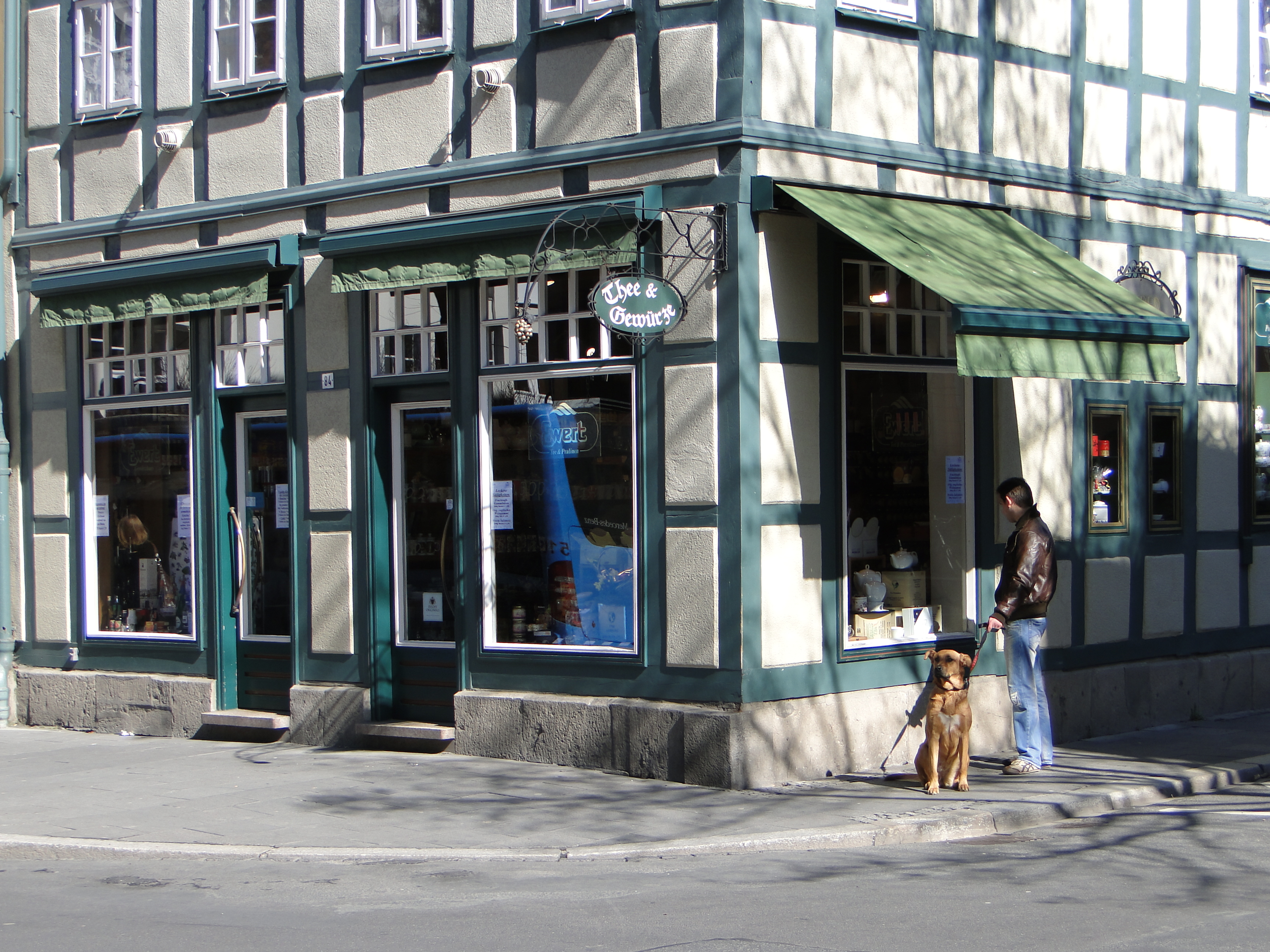 Teehaus Alfred Ewert (alteingesessenes Göttinger Geschäft) in der Weender Str. 84