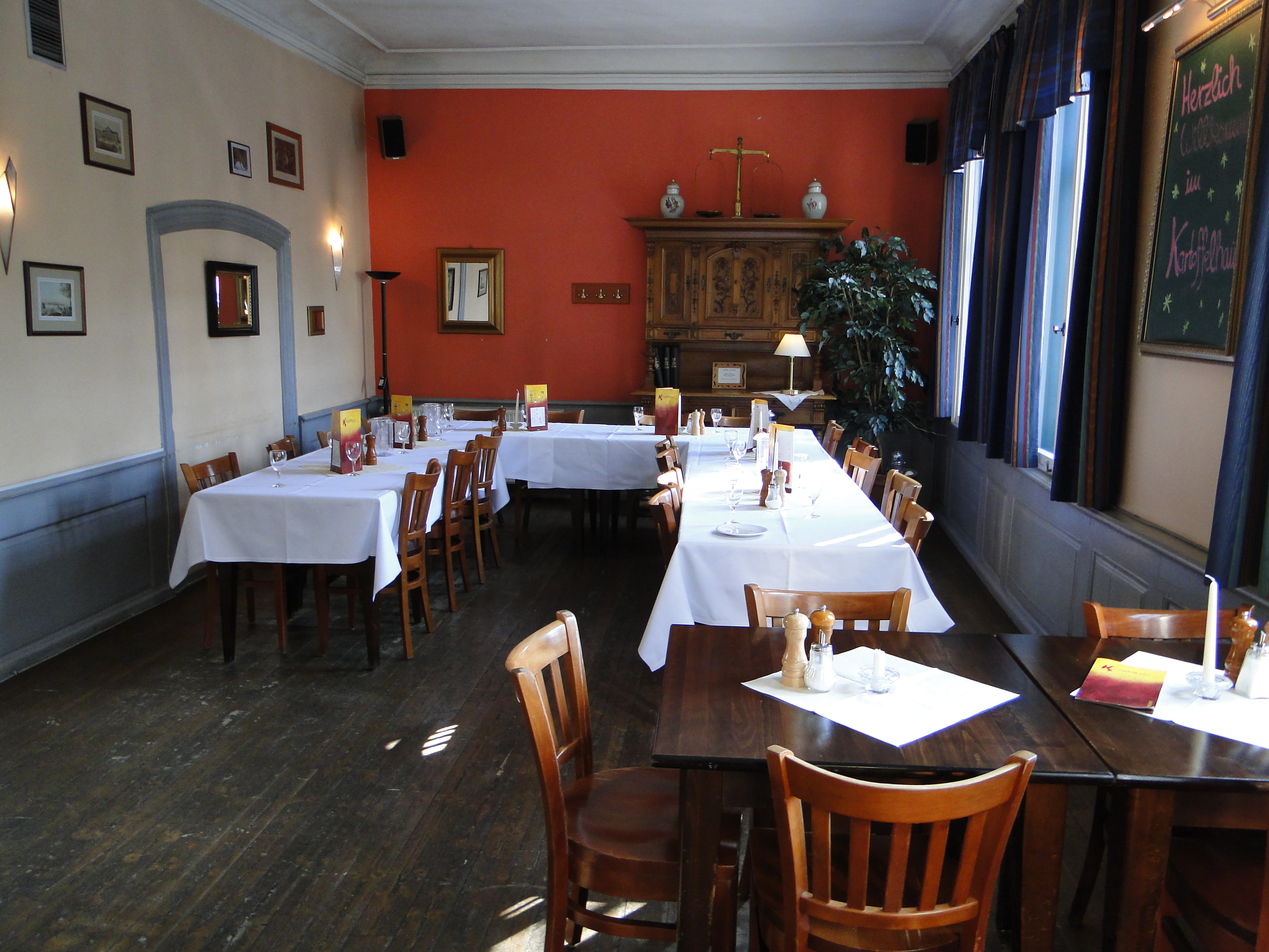 Restaurant Kartoffelhaus in der Goetheallee 8, Sontagsbrunch - der Sitzbereich in der 1. Etage