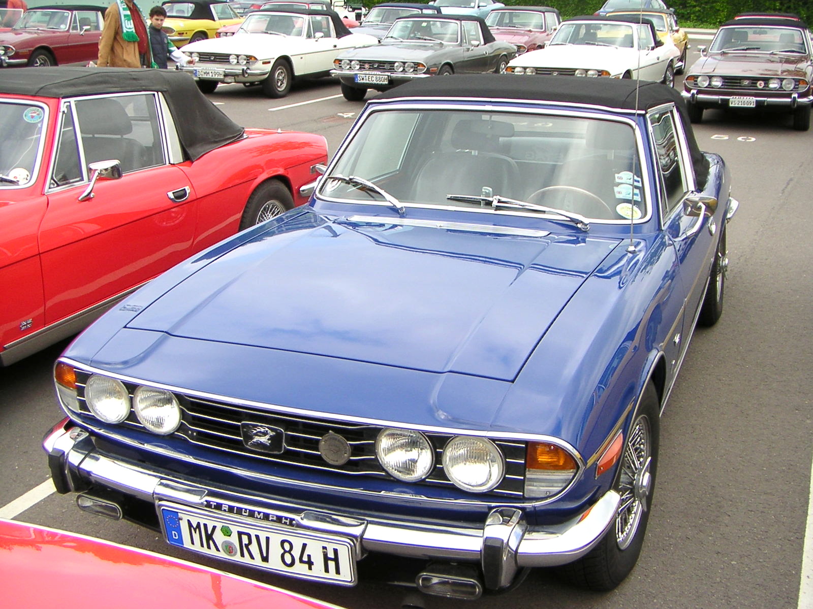 VW Autostadt GmbH in Wolfsburg, Stadtbrücke, Europäisches Triumph Stag Treffen