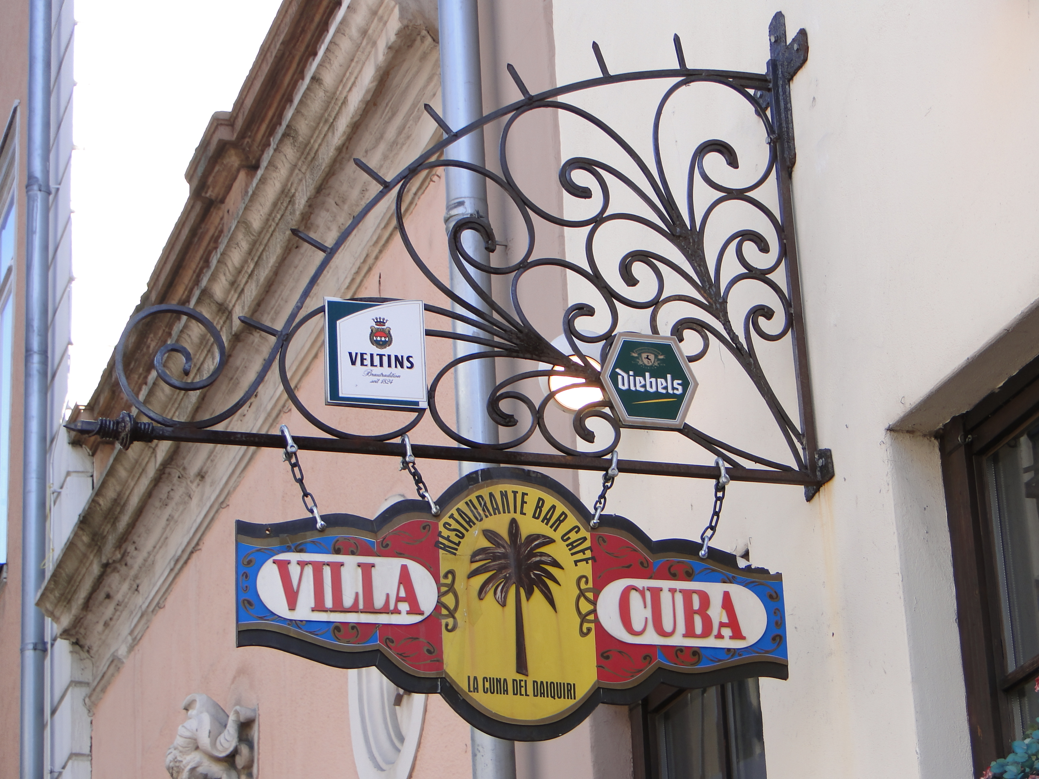 Restaurant u. Gaststätte Villa Cuba in der Zindelstr. 2, Eingangsschild