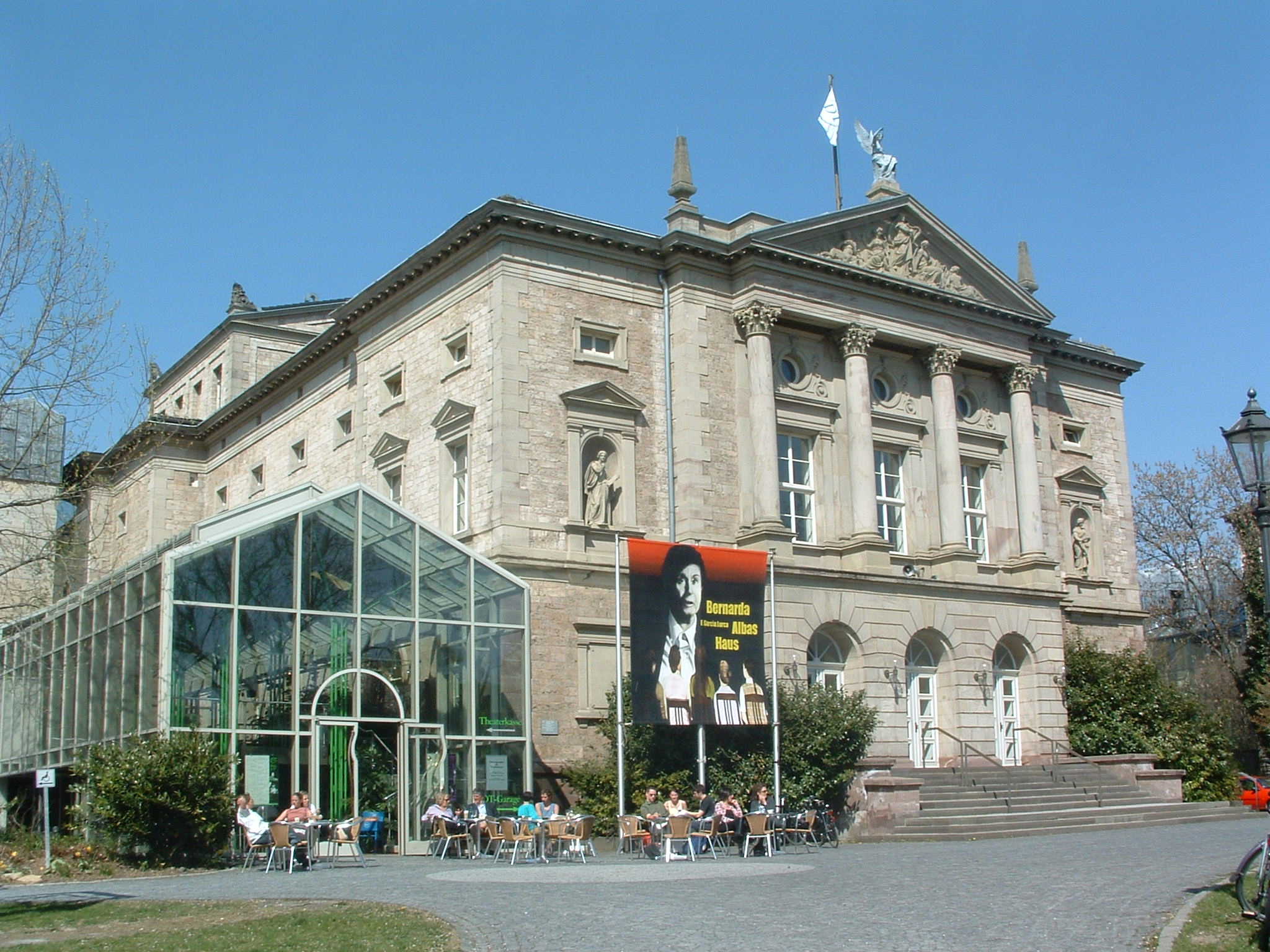 Am Deutschen Theater Göttingen, Theaterplatz 11, Theatercafe