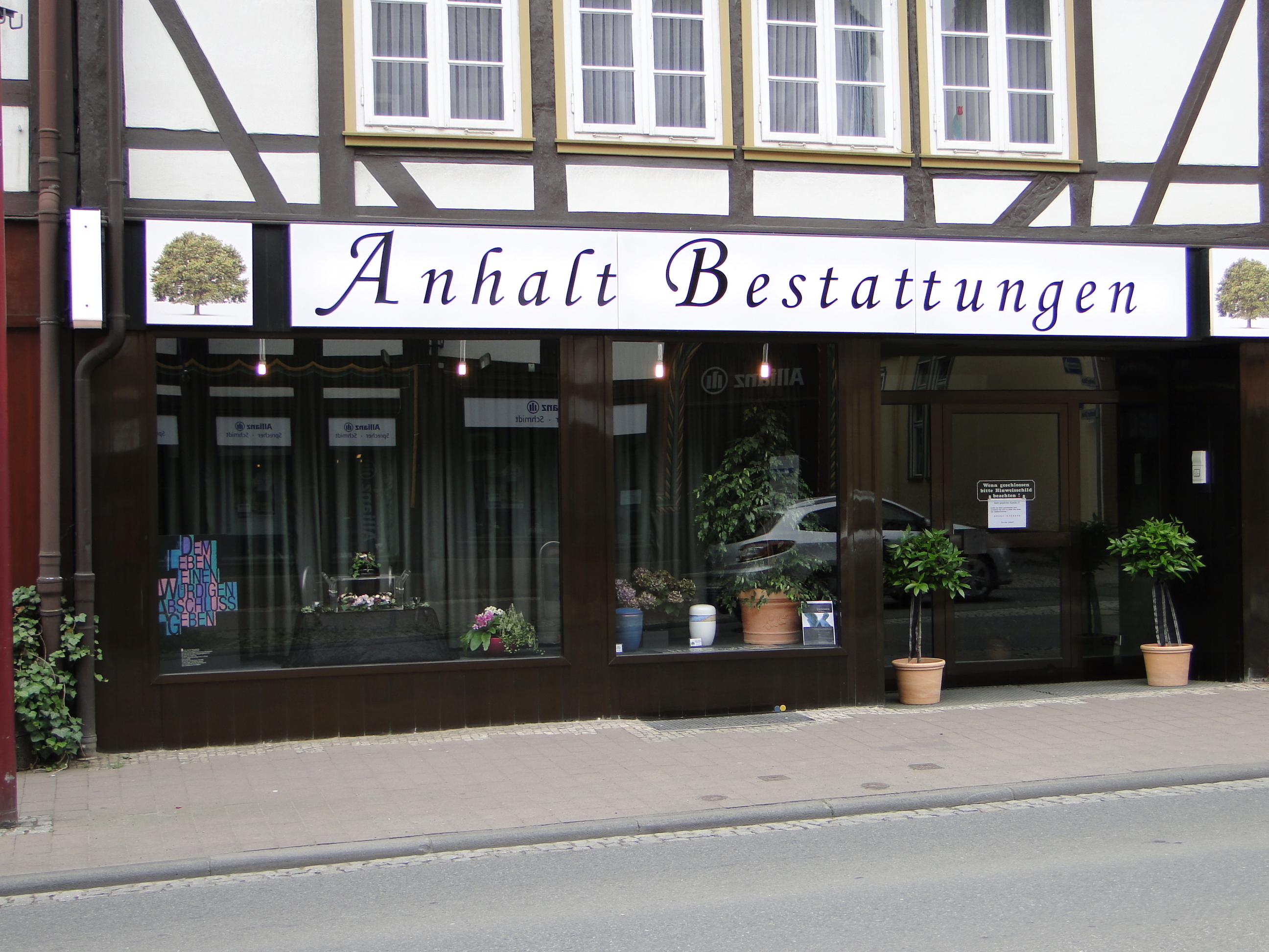 Bestattungsinstitut Anhalt in der Altendorfer Str. 32