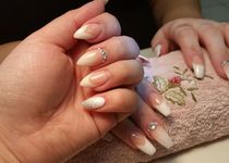 Bild zu New York Nails & Beauty Salon Wiesbaden