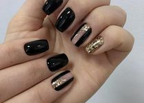 Bild zu New York Nails & Beauty Salon Wiesbaden