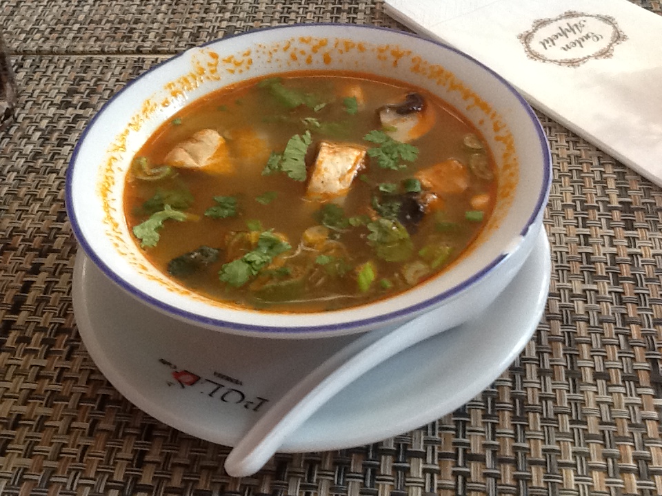 Tom Yum Gung Suppe (sauer scharfe Suppe mit Shrimps)