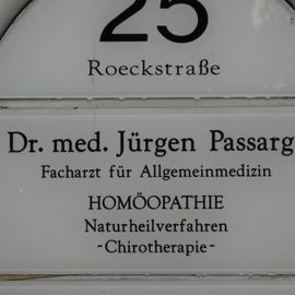 Passarge, Dr. med. Allgemeinarzt, Naturheilverfahren, Homöopath, Chiropraktiker, Lübeck