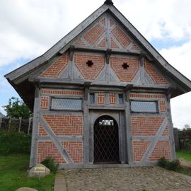 Turmhügelburg Lütjenburg, Kapelle