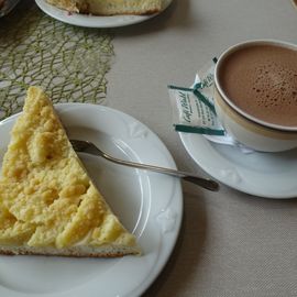 Café Wahl, Bad Berleburg, Apfelkuchen und Kakao
