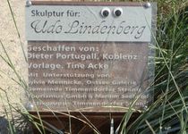 Bild zu Udo-Lindenberg-Skulptur