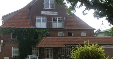 Landgasthof - Hotel zum Eckkrug in Zarpen