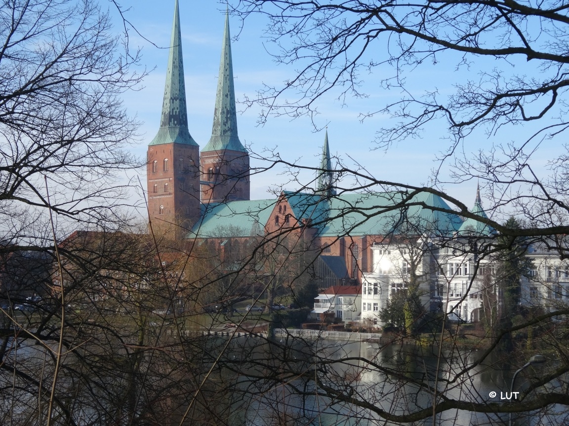 Lübecker Wallanlagen; Blick auf den Dom