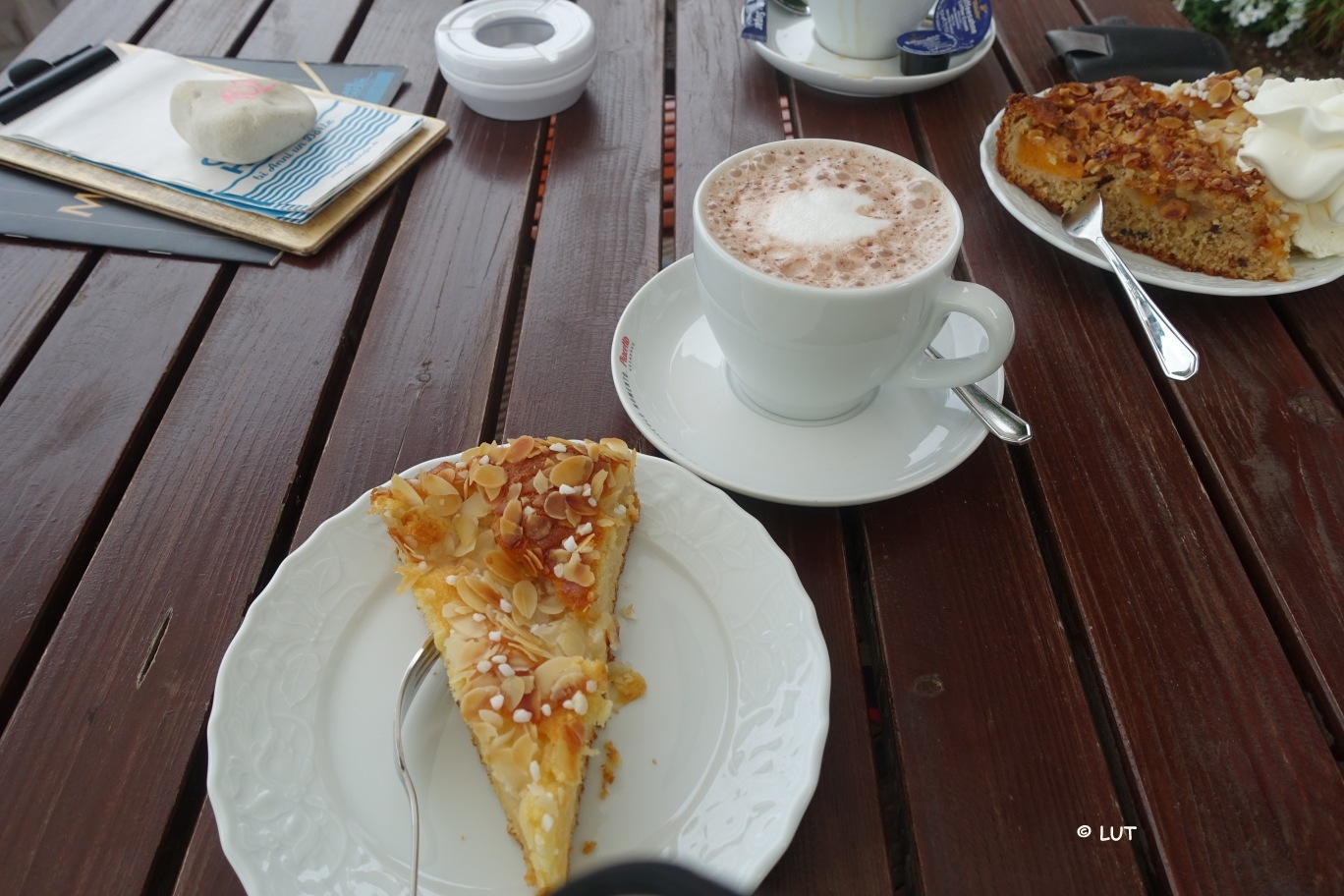 Café am Hafen, Orth auf Fehmarn, Apfelkuchen mit Schokolade