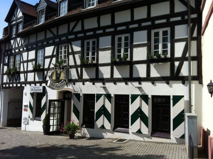 Schöne Fachwerkfassade, Restaurant Alt-Ingelheim 