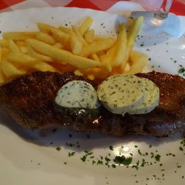 Steak mit Pommes