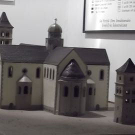 Modell der Stiftskirche im Museum der Stadt

