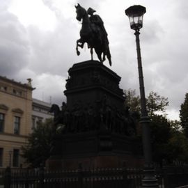 Reiterstandbild von König Friedrich II. v. Preußen in Berlin