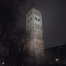 Turm von Südwest bei Nacht