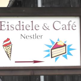 Eisdiele &amp; Café Nestler
