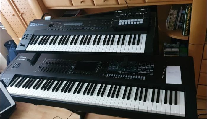 Roland Fantom 8 und Roland D 50 - man gönnt sich ja sonst nüscht ;-)