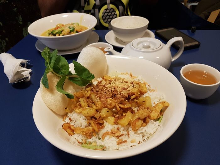 Tônis Vietnamesische Küche