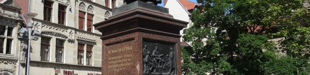 Bild zu Lutherdenkmal vor der Kaufmannskirche