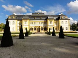 Bild zu Schloss und Hofgarten (Rokokogarten)