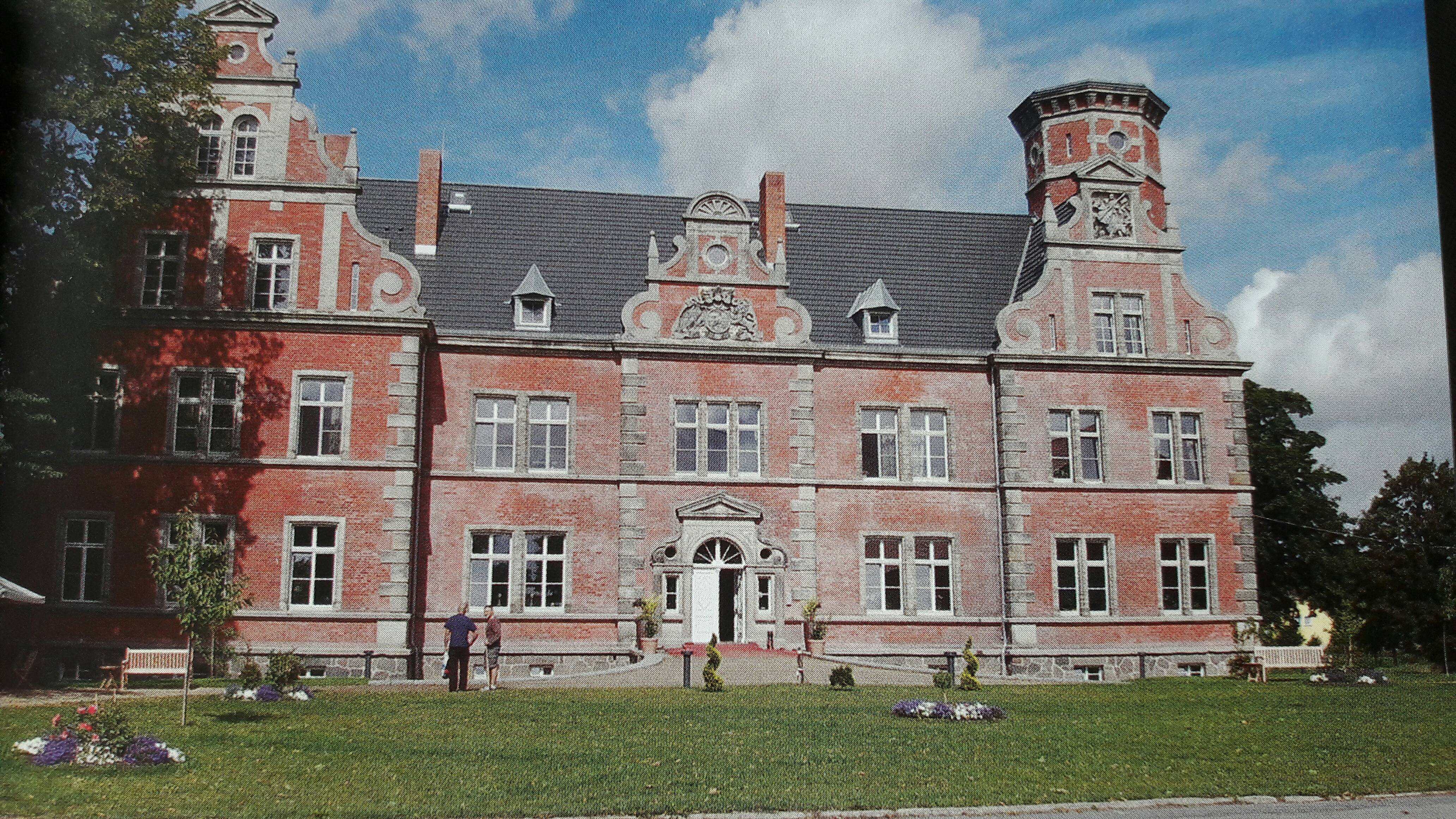 Bild 1 Gesundheitshotel Schloss in Bernstorf