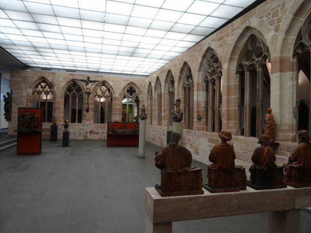Spätmittelalterliche Terrakotten