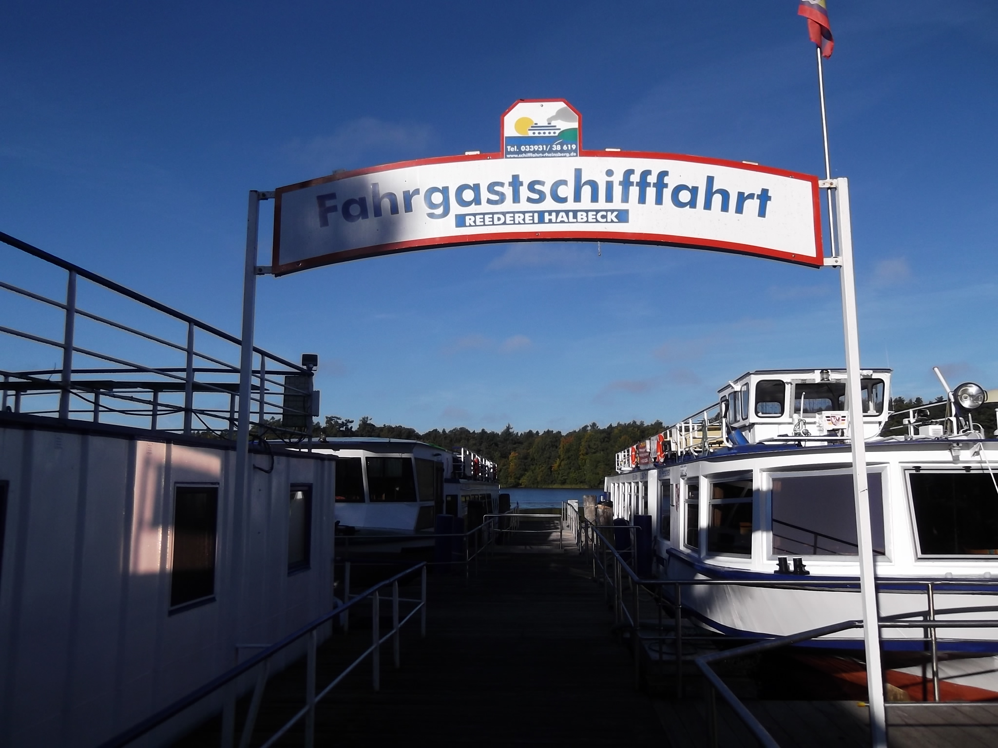 Bild 40 Schifffahrt u. Yachtcharter Halbeck in Rheinsberg