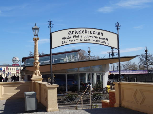 Bild 2 Weiße Flotte Fahrgastschiffahrt Schwerin GmbH in Schwerin