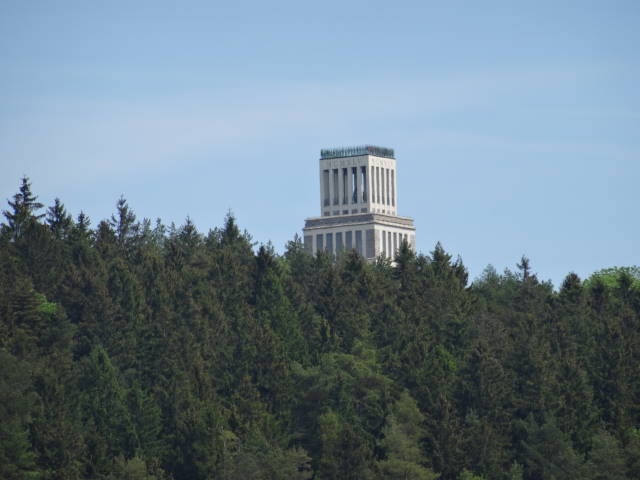 Mahnmal am Ettersberg- Vorsicht! Ein Bild sagt manchmal mehr als 1000 Worte!