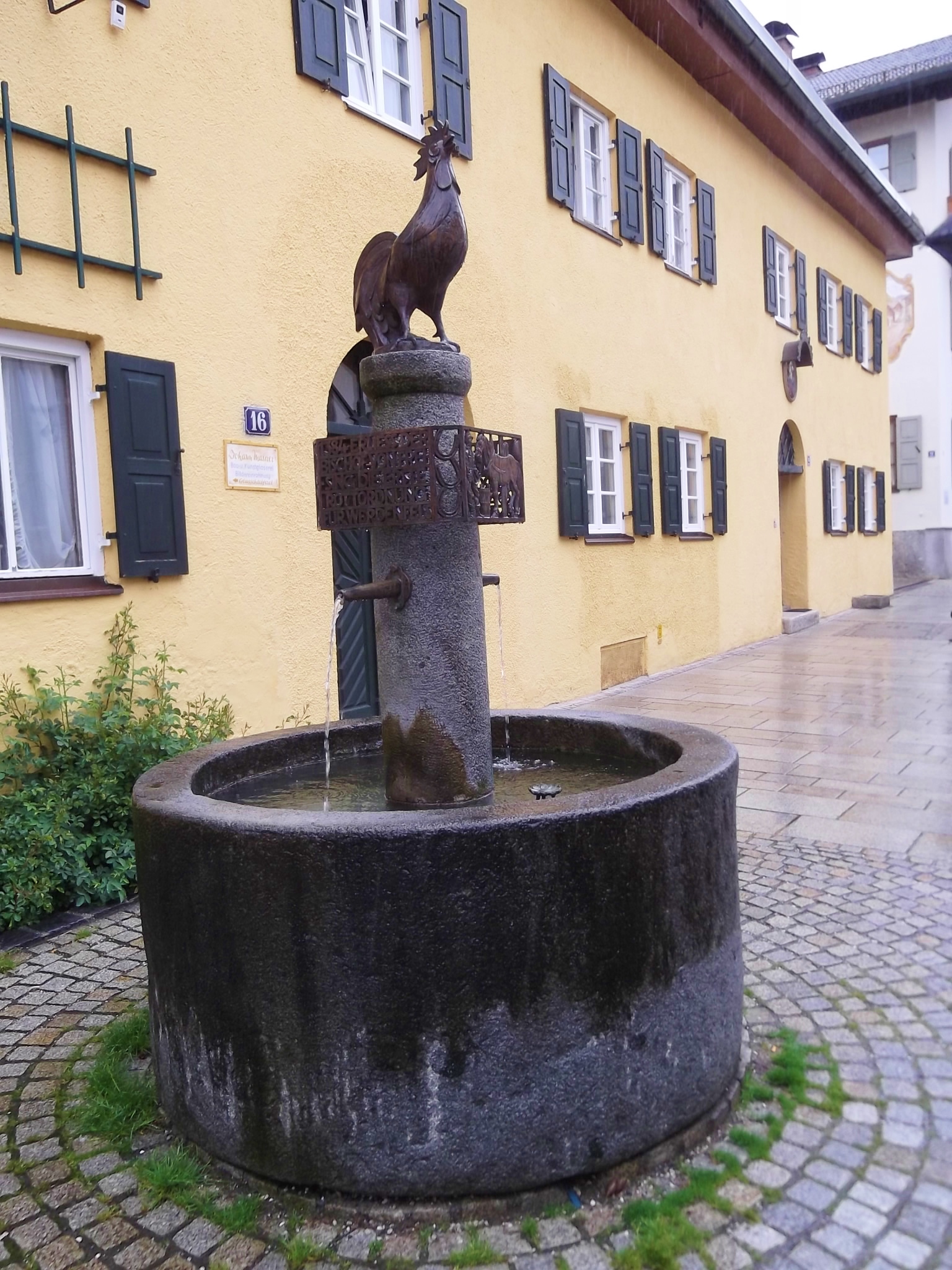 Brunnen , Ludwigstraße Partenkirchen