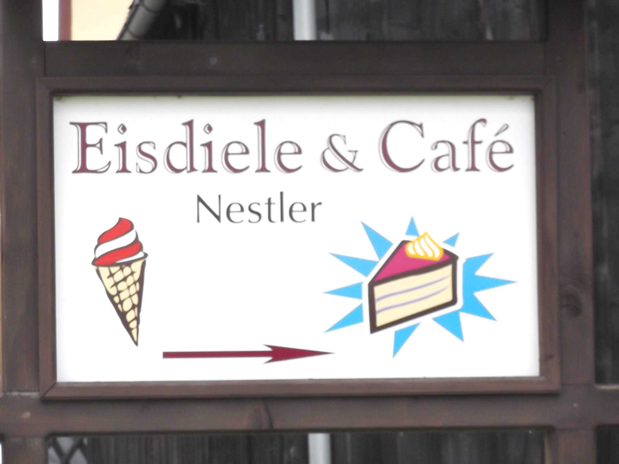 Eisdiele &amp; Café Nestler