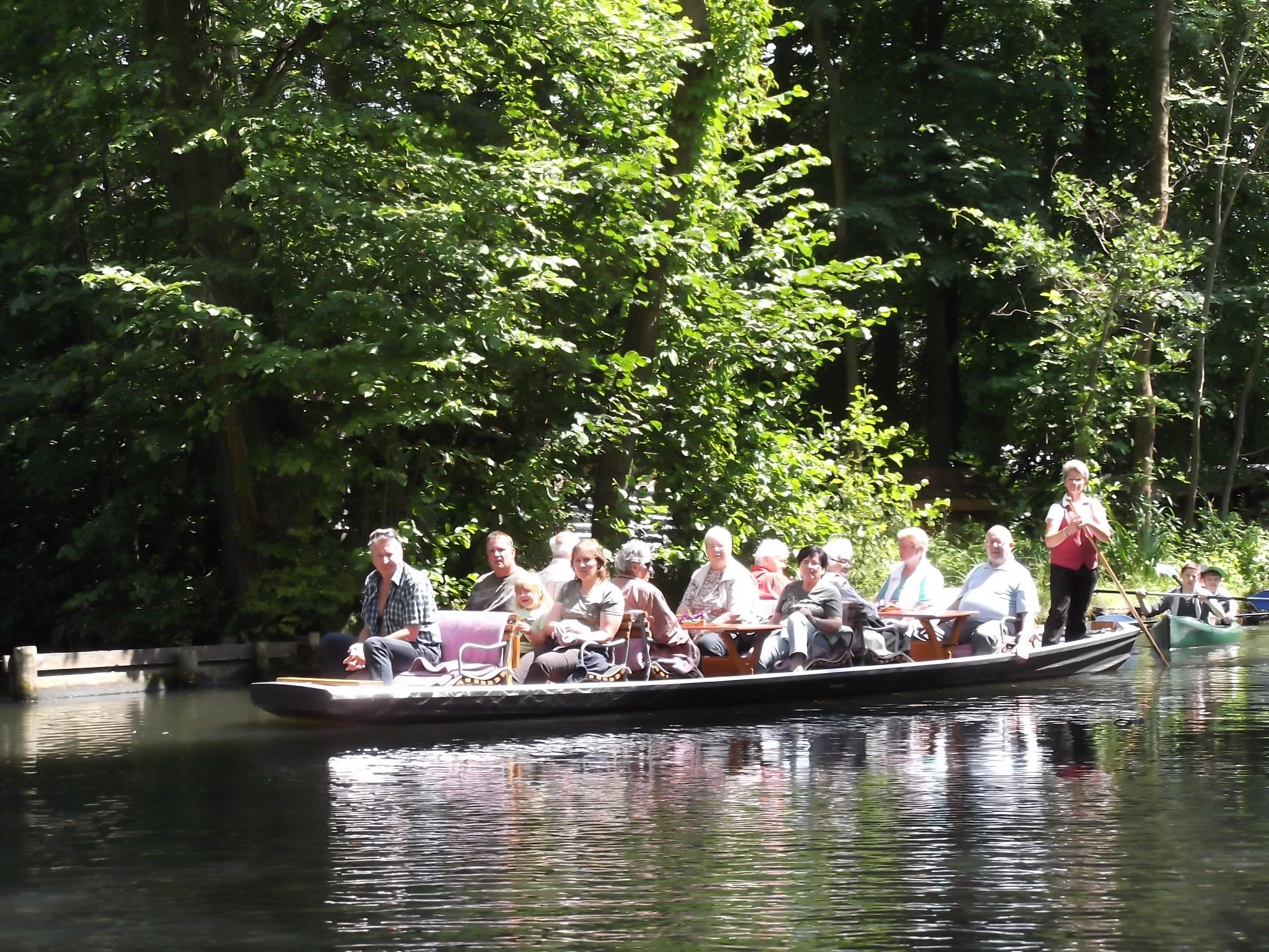 Kahnfahrt durch den Spreewald