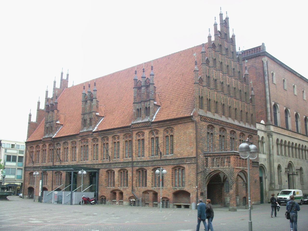 Ausblick zum Atrium, dem ehemaligen Rathaus von Hannover.