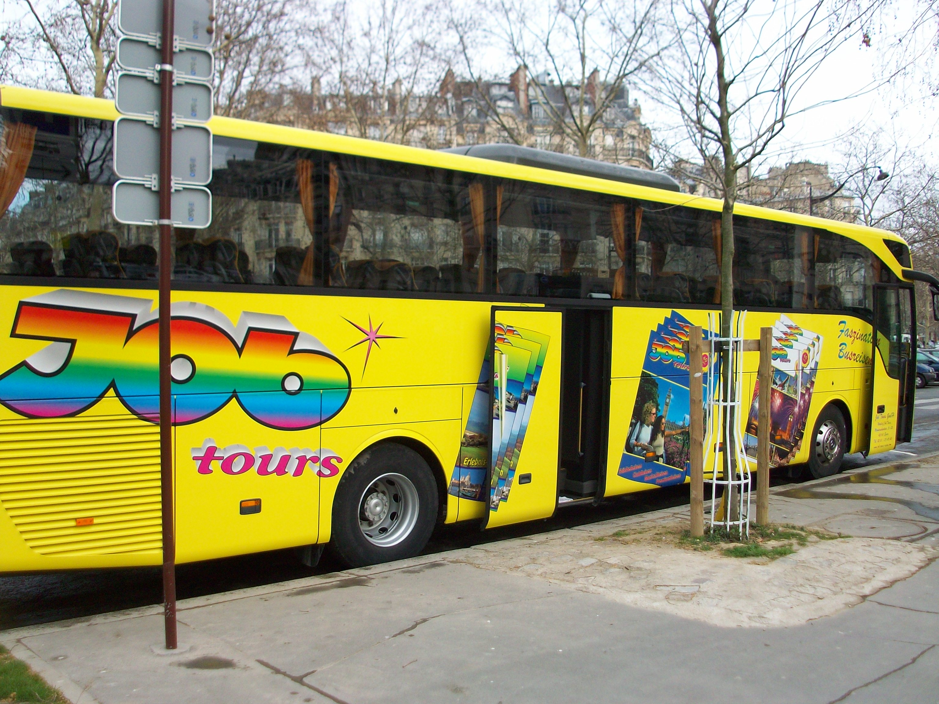 Bus von Job-Tours