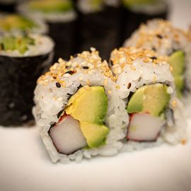 Sehr schmackhafte Sushis. Ich komme gerne hierher.

https://kisu-restaurant.de/