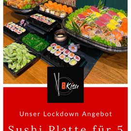 Unser Lockdown Angebot 
damit ihr auch zuhause gemutlich unser Sushi mit den Liebsten genießen konnt 

Statt 200€ nur 150€