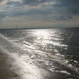 Die Nordsee beim Pilsumer Leuchtturm