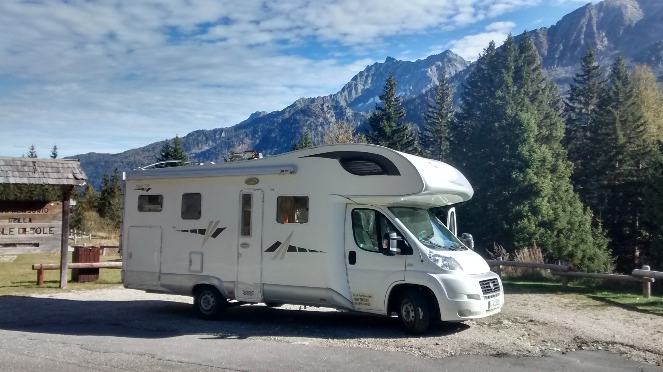 7,40 m lang ausreichend Platz für bis zu 5 Personen Winterfest besuchen Sie uns auf 
www.taxi-forkmann.de