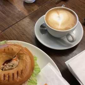 Deli Star Bagel & Coffee GmbH in München