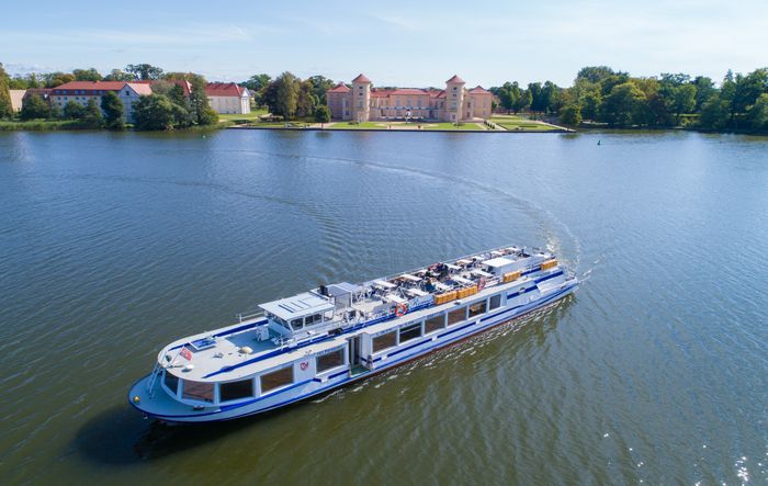 Reederei Halbeck - Fahrgastschifffahrt, Bootsverleih und Yachtcharter