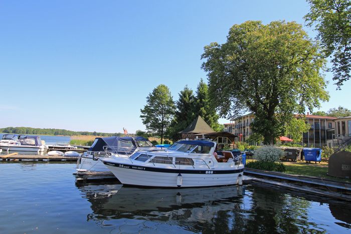 Nutzerbilder Schifffahrt u. Yachtcharter Halbeck