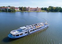 Bild zu Reederei Halbeck - Fahrgastschifffahrt, Bootsverleih und Yachtcharter